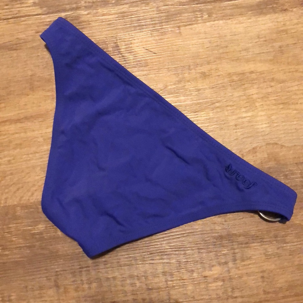 {Reef} bathing suit bottom.